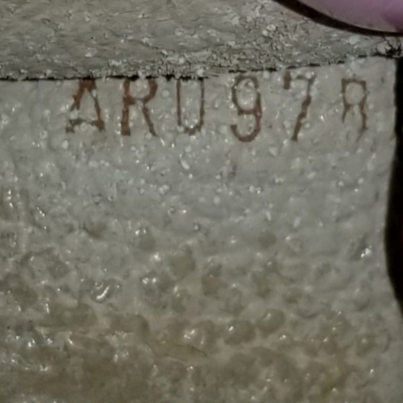 **SOLD** Louis Vuitton Monogram Toiletry Pouch - Picture 8 of 8